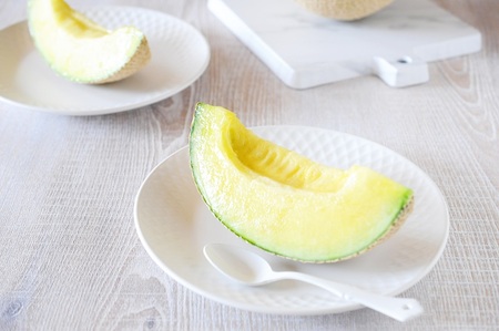 a12-068　訳あり 静岡マスクメロン【1玉】 訳あり OR FN-SupportProject OR 増量 OR 年末企画 訳あり