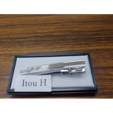 ダイヤカット　ネクタイピン　Itou H