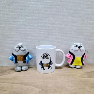 ふるさと納税 紋別市 ゆるキャラ紋太・べつこグッズ(ぬいぐるみ小×2、マグカップ) |  | 01