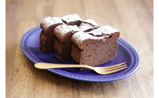 【濃厚、くちどけなめらか】cahoro?カホロ?  ガトーショコラ 