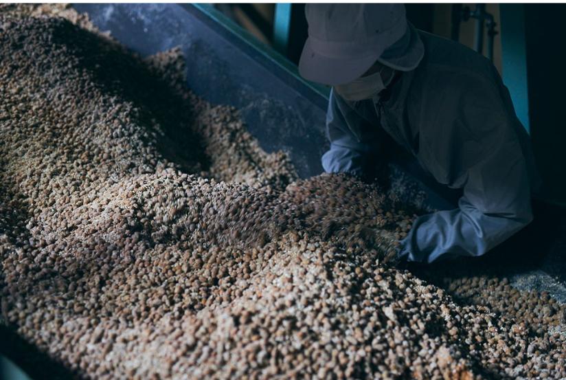 五徳味噌４kg樽詰め