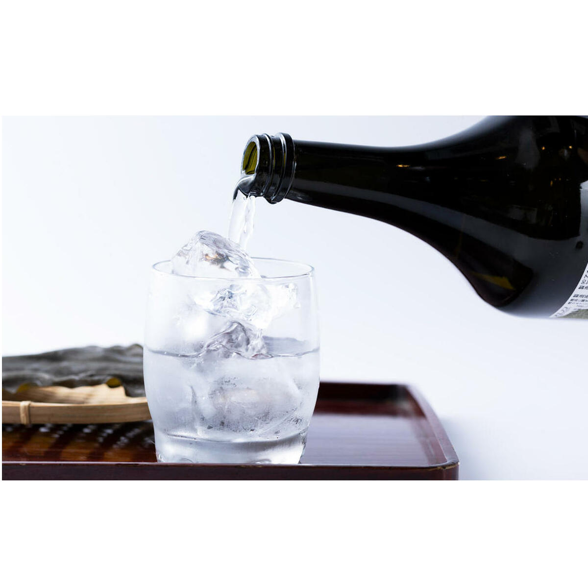 北海道 新ひだか町 三石こんぶ焼酎 計 1.4L (720ml×2本)_イメージ5