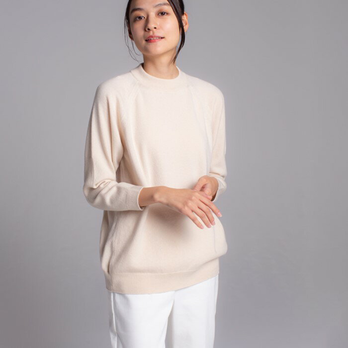 【ふるさと納税】『 UTO 』 レディース ベビーカシミヤ100% リラックスラグランセーター 最高級 カシミヤ 日本製 cashmere 母の日 バレンタイン ホワイトデー お祝い プレゼント 無地 単色 秋冬 ユーティーオー岩手県 北上市 X0073