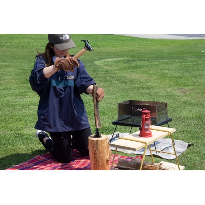 MINOURAのトライウッド「Try x Wood」　組み立て式薪割り台