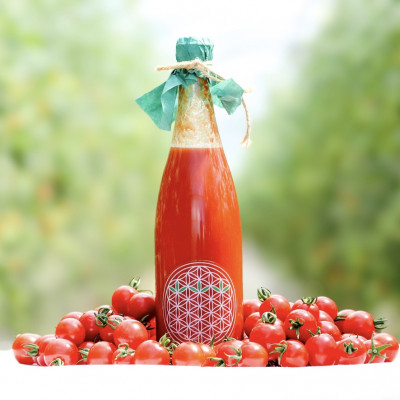 
                  完熟ミニトマト100%ストレートジュース 北海道富良野市産 (品種:プレミアムルビー)720ml×1【1559094】
                