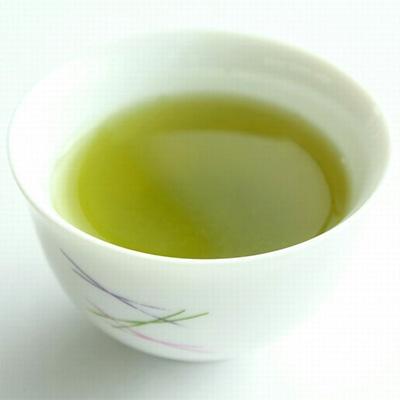 ふるさと納税 掛川市 自然栽培茶(化学肥料・農薬未使用)深蒸し掛川茶100g×3袋 |  | 01