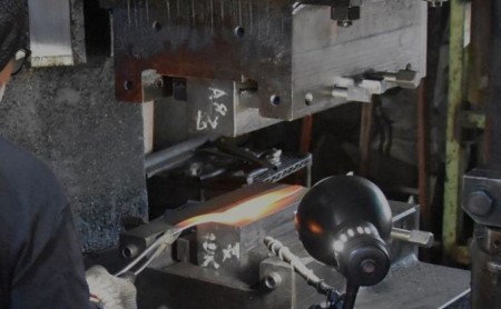 刈込鋏 青紙 240mm ナタ柄 喜八作 刈込鋏