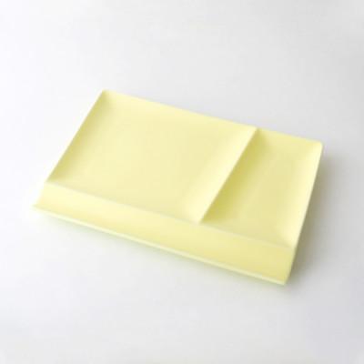 ふるさと納税 瑞浪市 【美濃焼】miyama.の箸置き付仕切り皿　イゾラ　パレットプレートL　1枚　イエローマット |  | 02