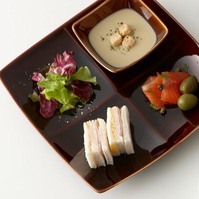 ふるさと納税 瑞浪市 美濃焼 Freeto 4プレート アメ釉【2枚SET 23.7×23.7×3.6cm】 小田陶器 |  | 01