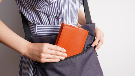 本革 ブックカバー 文庫 本 サイズ 栞 付き 栃木レザー 牛革 日本製 レザー ギフト:レッド
