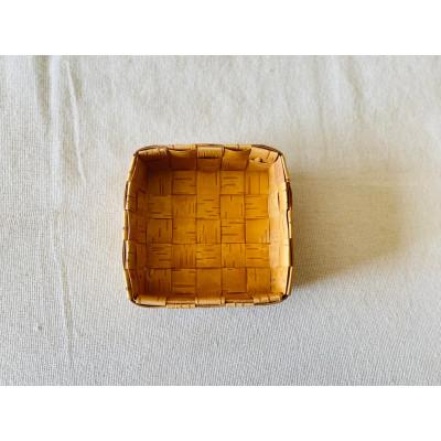 ふるさと納税 帯広市 白樺細工 四角カゴ |  | 01