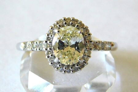 【ふるなび限定】【一点もの】Pt950　ベリーライトイエローダイヤ（0.967ct）リング　M22　K06154-H　FN-Limited-SP