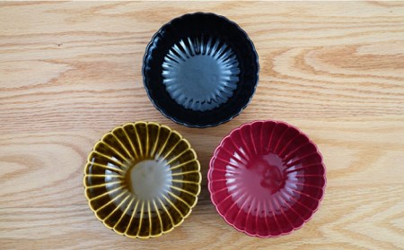 【波佐見焼】花しのぎ 小鉢 （鶯茶・墨・紅） 3点セット 食器 皿 【団陶器】 [PB102] 波佐見焼