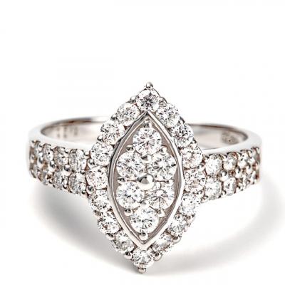 ふるさと納税 甲府市 プラチナ ダイヤモンドリング　P2753DI-P |  | 01