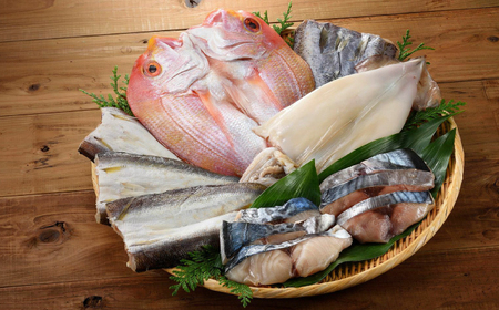 玄界灘の恵 干物8種盛りセット / 佐賀県 / 丸福水産 [41AOCS009]