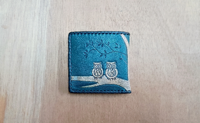 ☆世界にたった一つ☆　ふくろうの二つ折り財布　☆グリ