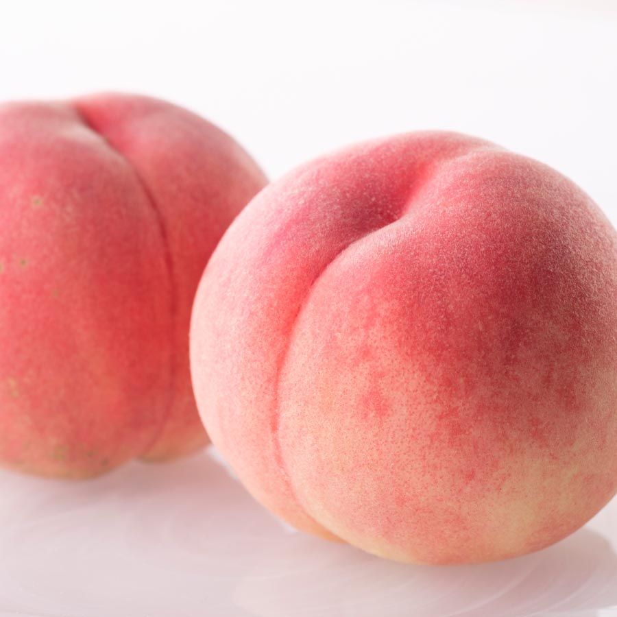 飛騨桃「あかつき」特秀品1.8kg 甘くジューシーな果肉、大玉の桃