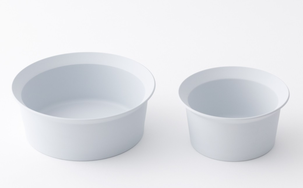 120サイズにはサラダなど、160サイズにはグラタンなどを盛るのにちょうどよい大きさの2客セットです。