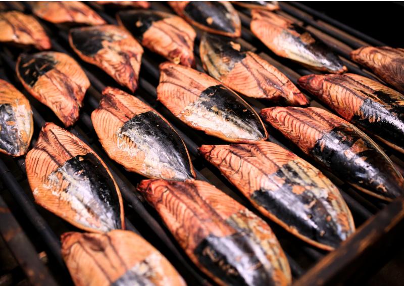 生節 3本入 ／ 鰹 カツオ なまりぶし 3本 無添加 薫製 スモーク お酒 おつまみ ご飯 おにぎり サラダ アレンジ 老舗 角助屋 10000円 一万円 伊勢 志摩 三重県 