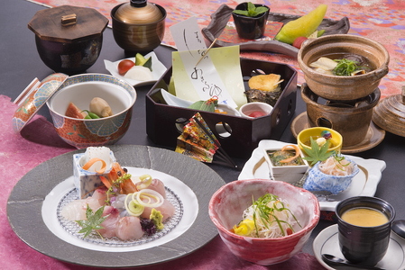 【露天風呂付客室プラン】石花海別邸 かぎや ペアご宿泊券　【 宿泊 南伊豆 】