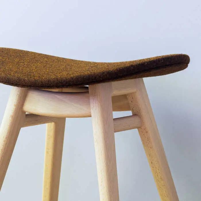 nomade stool 〈 Beech × Brown 〉 糸島市 / nomade design [AIF007]