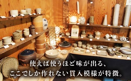 【東馬窯】粉引き象嵌角プレート[UCI003] やきもの 焼き物 器 佐賀の焼き物 佐賀のやきもの 武雄の焼き物 武雄のやきもの