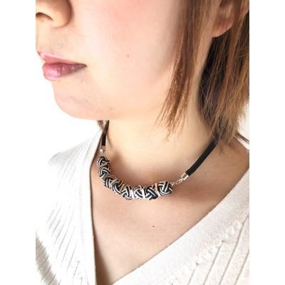 ふるさと納税 伊賀市 組紐ネックレス 　モンキー　黒銀　伊賀市