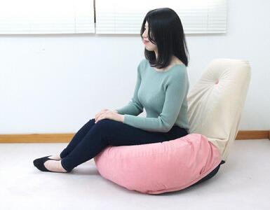 （カラー：ベージュ）ふわふわ座椅子 《カラー 全4色》 ／ 椅子 インテリア 雑貨 リクライニング カラバリ リラックス コンパクト 折り畳み 手作り 国産