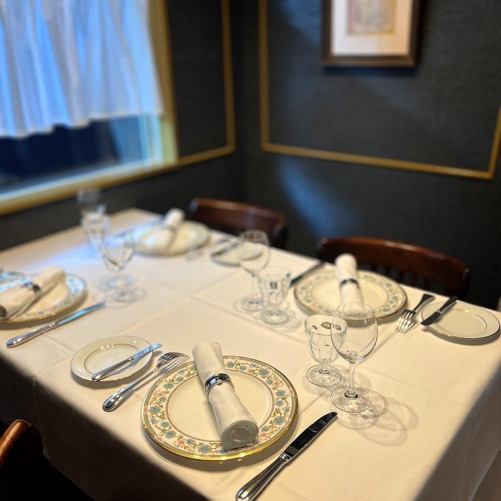 【Le pique-assiette】≪ディナー≫ムニュ・スペシアル食事券3名様（ぐるなびセレクション） 261009_A-NB006