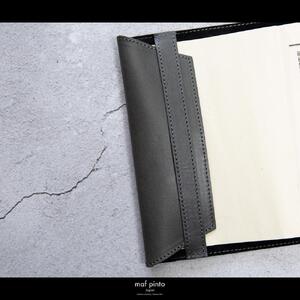 maf pinto (マフ ピント) レザーブックカバー 新書サイズ グレー 本革 日本製