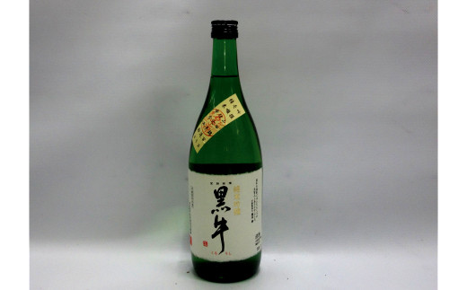 
清酒黒牛純米吟醸　1.8L
