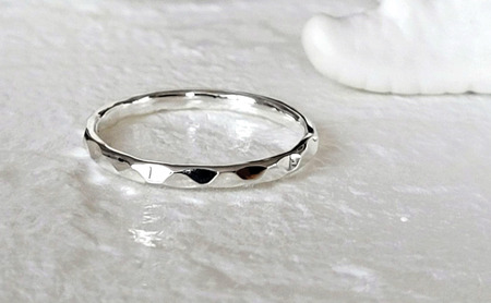 シルバーリング 槌目リング 1.8ミリ 選べるサイズ アクセサリー 指輪  10000円 神奈川 湘南 藤沢