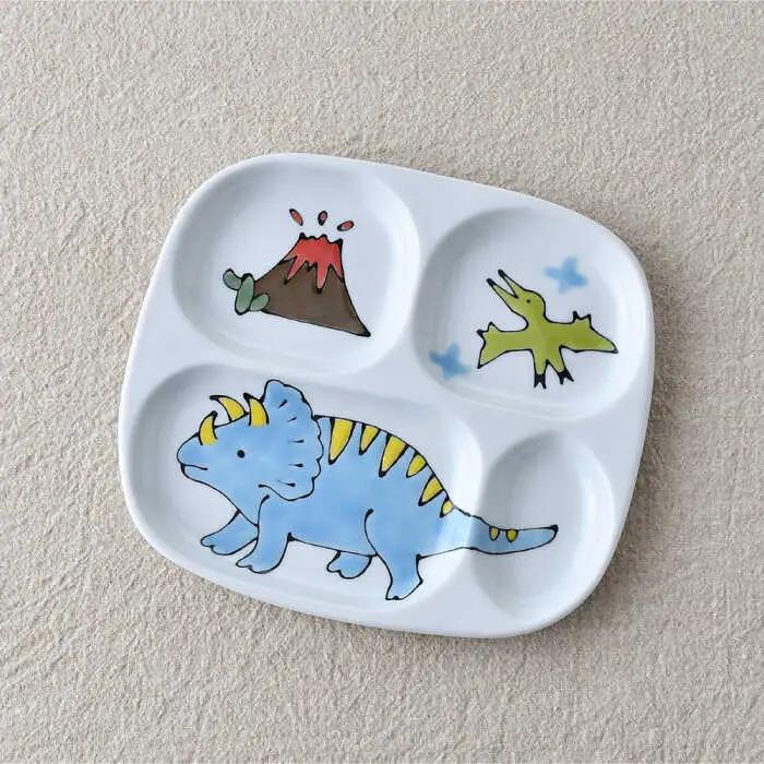 【波佐見焼】子ども食器 4点セット「トリケラトプス」食器 皿【大新窯】[DC131] 波佐見焼