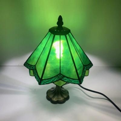 ふるさと納税 大村市 ステンドグラス ランプ 【スタンド型 緑】 |  | 03