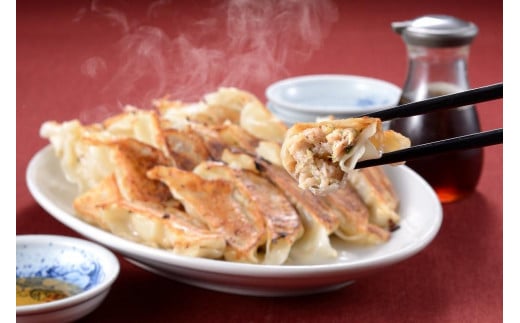 
創業昭和34年地域密着の町中華屋が作る新潟長岡の新名物「金子のゴマ餃子」
