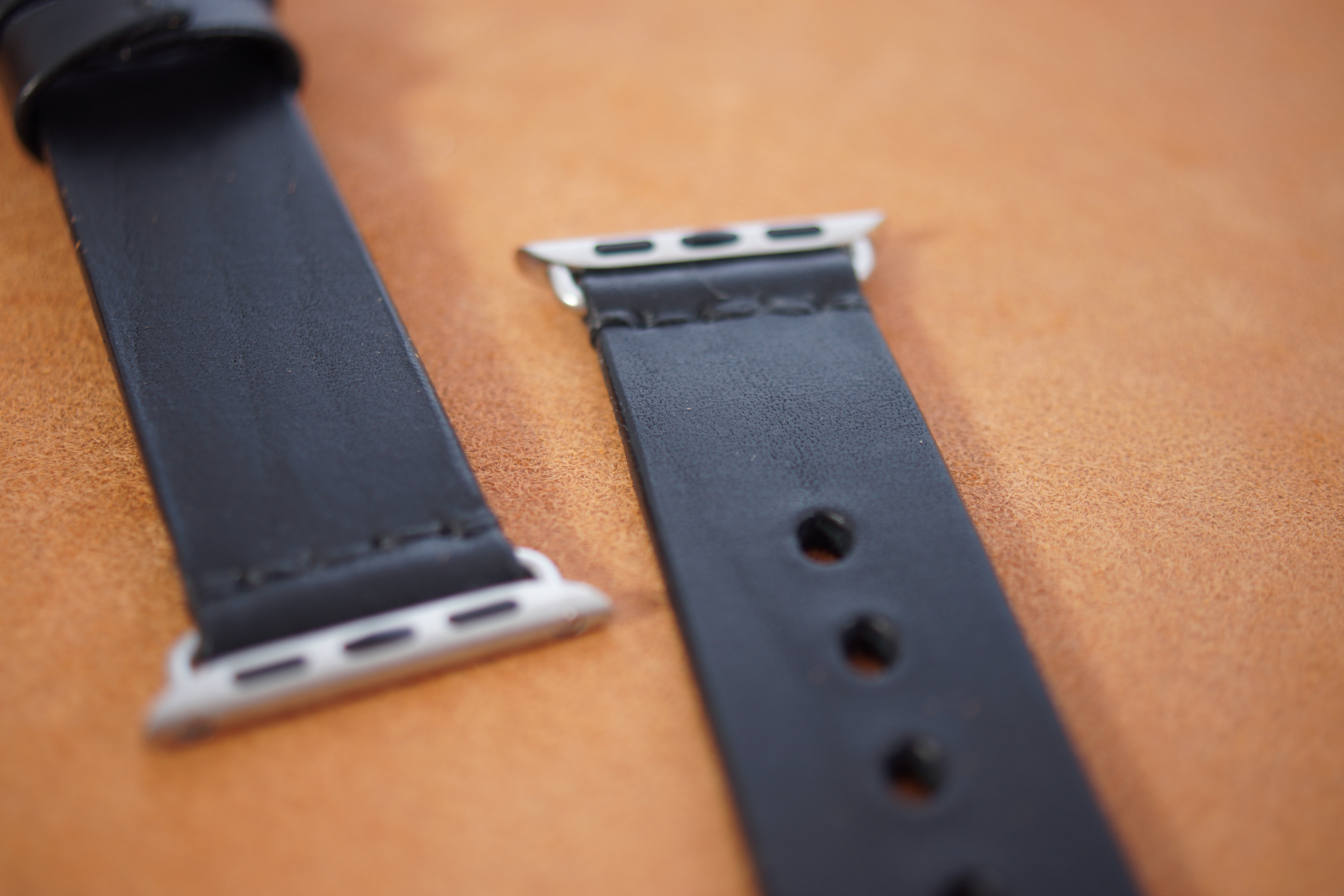 Bottega Glicine Apple Watch Band 本革 22mm ブラック  38mm/40mm/41mm　Sサイズ  172-014-BK-1-S