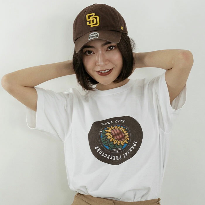 【ふるさと納税】那珂市 マンホールTシャツ 白 S M L XL ひまわり ご当地オリジナルデザイン オリジナルギフト 都道府県 リンクコーデ Tshirt ティーシャツ Tシャツ ご当地グッズ おしゃれ カラー 半袖 Tシャツ グラフィック アート STREET ストリート 送料無料