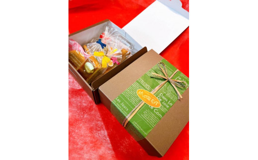 No.014 シェフおすすめ厳選・焼菓子ギフト ／ スイーツ 菓子 洋菓子 焼き菓子 11種 クッキー パウンド スティックケーキ マロンクーヘン ギフト 埼玉県