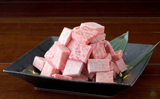 くまもと黒毛和牛 サイコロステーキ 600g （300g×2パック） 国産 熊本 和牛 牛肉 牛 肉 ステーキ ランプ もも ロース お肉 冷凍