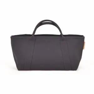 【出し入れ簡単】横長浅型のミニトート　/国産8号帆布　[bateau S]（ブラック） T03039_1