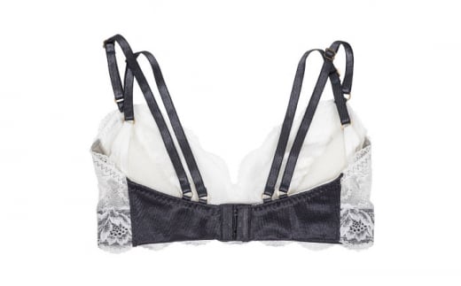 【サイズSM】【ノンワイヤーで楽々】FINAL FORM ブラジャー単品 White  yvesju イヴジュ イヴジュビリー ブラジャー ノンワイヤー ナイトブラ 育乳 下着 ランジェリー ブラ 盛