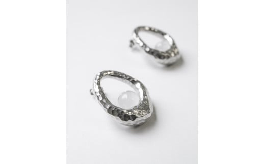 HARIO ピアス エン HANS-EN-P-TI｜耐熱 ガラス アクセサリー ハリオ 職人 繊細 フォーマル カジュアル きれいめ おしゃれ 20代 30代 40代 贈答 プレゼント ギフト 贈り物