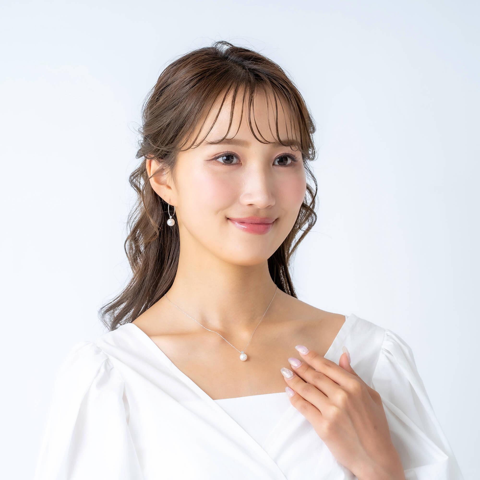 12月 誕生石 タンザナイト 無調色 アコヤ真珠（日本） 8.0mm ラウンド Pt900 プラチナ ペンダント ネックレス（チェーン付き）