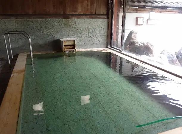 日帰り入浴とお食事付きペアご招待券（オリジナル入浴剤付） チケット お食事券 温泉利用券 