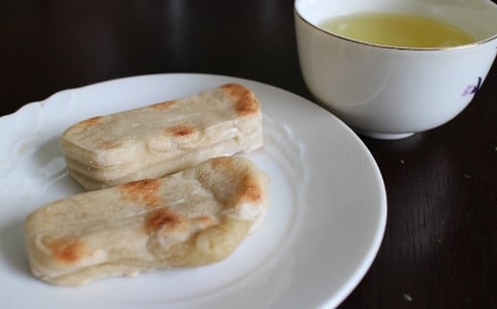 【老舗ベーカリー特製】 かんば餅700g さつまいも餅 餅 米 もち