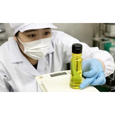 ふるさと納税 高山市 飛騨生搾りえごま油　50g×3本セット+飛騨えごま実(生)70g×1袋　完全食セット b532 |  | 02