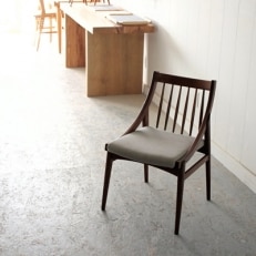 ダイニングチェア ウォールナット 北海道  MOOTH  インテリア 手作り 家具職人  椅子