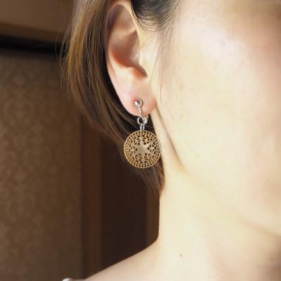 ふるさと納税 大和高田市 茶蝶貝「ベツレヘムパール風」イヤリング |  | 01