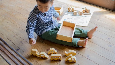 【木のおもちゃ】はたらく飛行場セット 名入れ可能