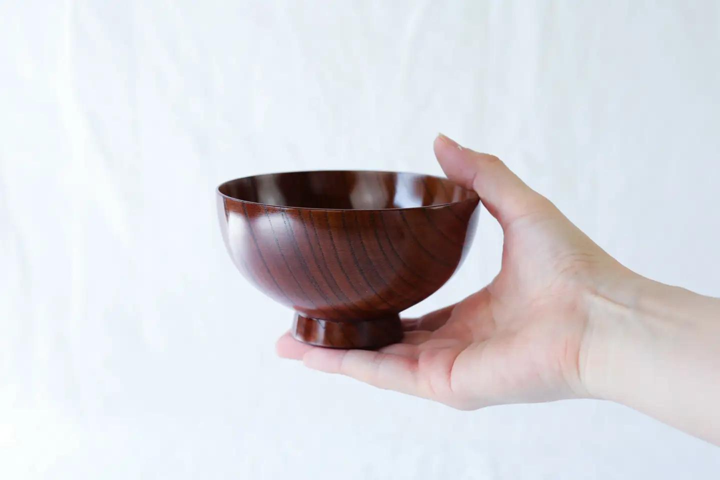 小田原漆椀ケヤキ 中　【お椀 食器 木 雑貨 汁椀 小田原漆器 プレゼント おしゃれ 日本製 神奈川県小田原市 椀 椀 】